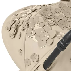 Cybex Coya, Matt Black, Flowers Beige, Barnevogn Sale