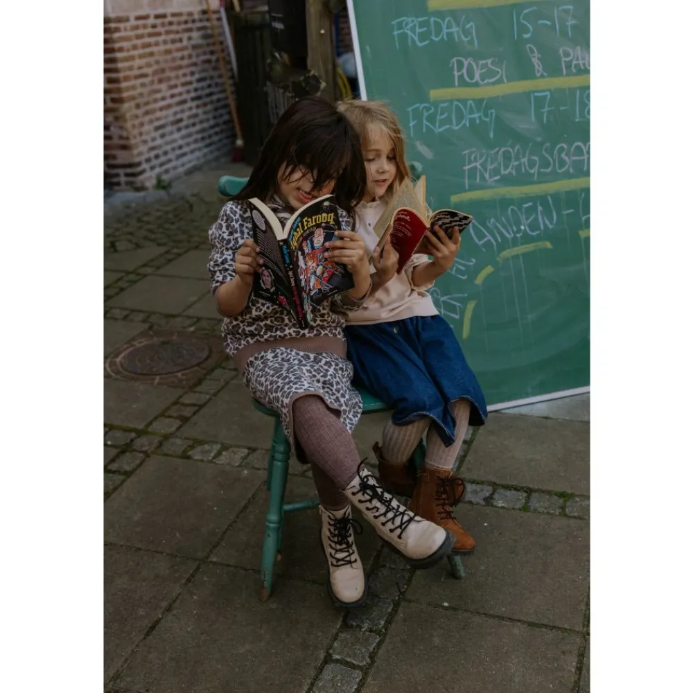 Genser, Fliink, Fame, Sandshell Hot