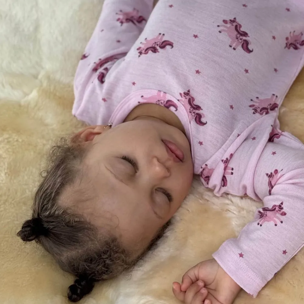 Helledussen Ullongs, Unicorn