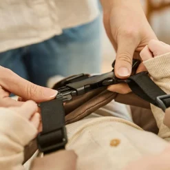 Leander Nyfødtsete Til Høystol, Mocca Hot