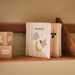 Moonboon Aktivitetsbok, Nature Best