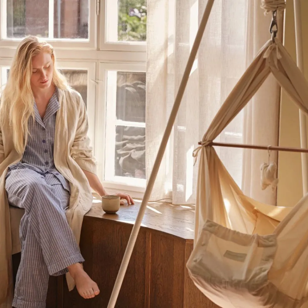 Moonboon hengevugge, Earth Hot