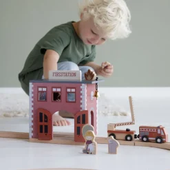 Little Dutch Togbanesett, , Brannstasjon