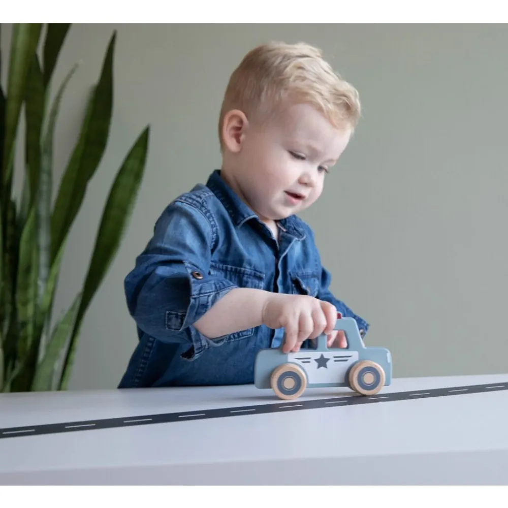 Little Dutch Uttryknings Kjøretøy, Clearance