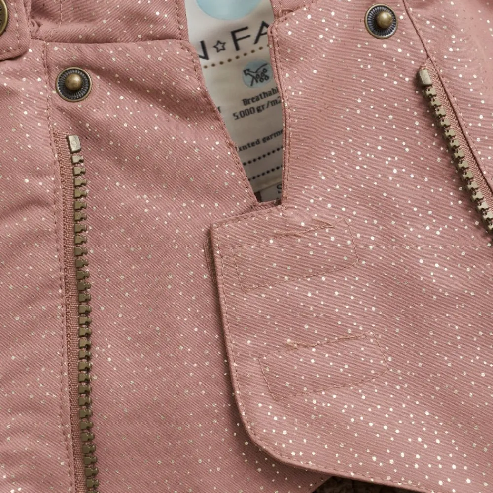 Vinterdress, En Fant, Burlwood Outlet